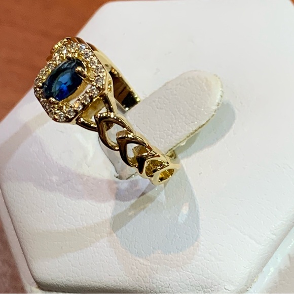 18k yellow gold-plated on base metal size 8. - Picture 3 of 7